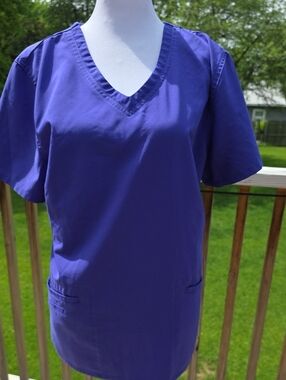 Purple Urbane Performance Polyester Scrub Top L